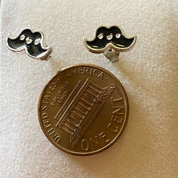 Jewelry - 🎉Silver Mustache Shaped Earrings Fun and Quirky Studs